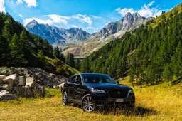 Jaguar F-Pace AWD | Prova su strada