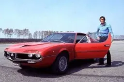 Addio a Gigi Riva: tutte le auto di Rombo di Tuono