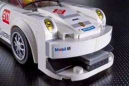 LEGO Speed Champions: LEGO ricostruisce i miti dell'auto