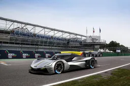 777 Hypercar: al MIMO 2023 prima uscita per la hypercar di Andrea Levy