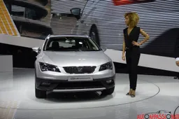 Seat Leon X-PERIENCE 4x4 - Salone di Parigi 2014 Live