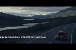 La nuova Peugeot 3008 arriva sullo schermo [VIDEO]