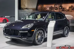 Porsche Cayenne Turbo S al Salone di Detroit 2015