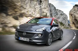 Nuova Opel Adam S: piccante, tascabile e premium