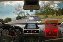 Opel: frena e sterza da sola per evitare incidenti