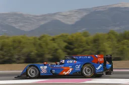 Alpine fissa una nuova sfida per il 2015