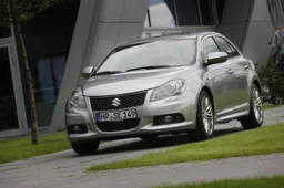 Suzuki KIZASHI Sport