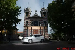 Volvo XC60 D4: la prova su strada