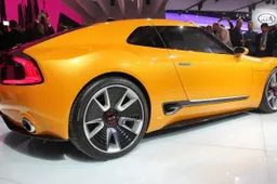 Live - Kia GT4 Stinger concept