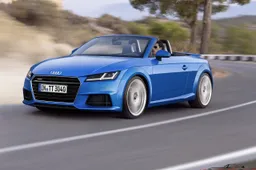 Nuova Audi TT Roadster: in Italia da 44.090 Euro