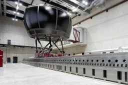 Tecnica: Mercedes Driving Simulation Center