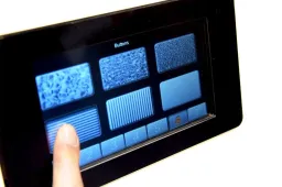 Bosch: premiato il display che rende i tasti percettibili al tatto