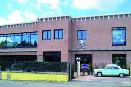 Galerie Peugeot: la collezione italiana delle auto storiche del Leone