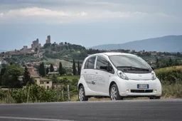 San Gimignano: silenzio, si gira col Leone