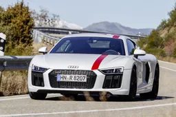 Nuova Audi R8 V10 RWS: inno al motore aspirato