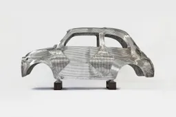 Fiat 500 protagonista della mostra ‘In Reverse’ di Ron Arad alla Pinacoteca Agnelli