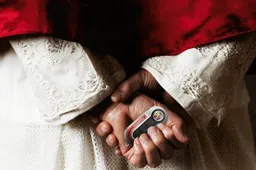 Habemus Papam ? No "Habemus Abarth"