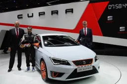 Live - Seat Leon Cupra record al Ring al Salone di Ginevra