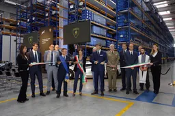 Lamborghini inaugura il nuovo centro logistico da 10 mila metri quadri