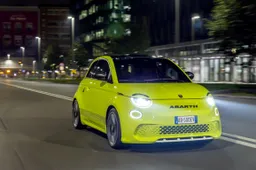 Abarth 500e: perchè sui social fa tanto scalpore