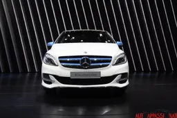 Nuova Mercedes-Benz Classe B - Salone di Parigi 2014 Live
