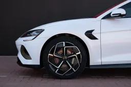 In Cina è record di vendite di auto elettriche