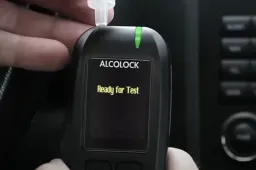 Alcolock: vi spieghiamo come funziona e quali sono i problemi