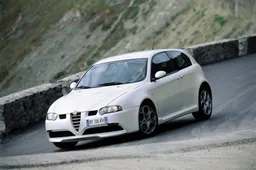 Alfa Romeo 147 GTA, sei fantastici cilindri made in “Busso”