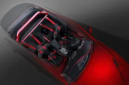 Interni Alfa Romeo Giulia GTA: è dominio di Alcantara