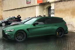 Il VIDEO della Giulia Station Wagon che parcheggia: qualcosa non quadra