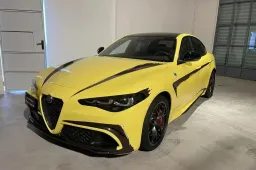 Alfa Romeo Giulia celebra 115 anni con due modelli da collezione
