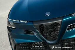 Alfa Romeo cresce in Francia grazie al suo asso nella manica