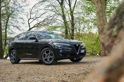Accessori Alfa Romeo Stelvio: il catalogo Mopar per il SUV del Biscione
