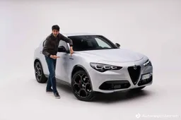Alfa Romeo Stelvio Competizione: prezzo, scheda tecnica, interni, prova
