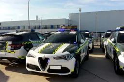 Alfa Romeo Stelvio rinforza la flotta della Guardia Civil spagnola: ci sono 301 nuove unità