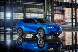 Alfa Romeo Tonale con Amazon locker, controllo vocale Alexa e certificato NFT