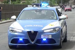 Autovelox "nascosto" nelle auto della Polizia: è legale?