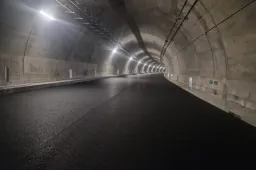 Sulla A26 per la prima volta l'asfalto sghiacciante: ecco come funziona