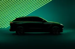 Aston Martin DBX S: pronta una versione più potente del SUV inglese