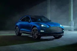 Aston Martin DBX707: la Casa inglese presenta il SUV di lusso più potente al mondo