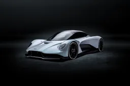 Aston Martin Valhalla: la supercar della riscossa