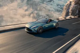 Aston Martin Vantage Roadster: 6,8 secondi, ma non nello 0-100 km/h