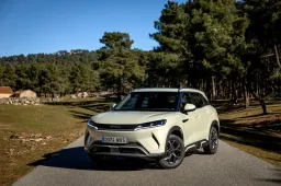 BYD Atto 2: tecnologia, sicurezza e interni del nuovo SUV compatto