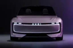 Audi toglie i Quattro Anelli e lancia la prima auto con il logo AUDI