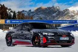 A pochi giorni dal debutto, Audi e-tron GT è in mostra ai Mondiali di Sci di Cortina