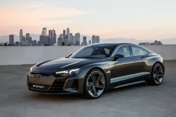 Dentro la produzione della Audi e-tron GT, la super elettrica