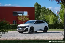 Audi Q8 50 TDI: come si guida e quanto costa il SUV dei quattro anelli