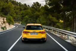 Audi RS4 Avant: la Edition 25 Years ha 470 CV
