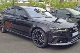 Valentino Rossi vende la sua Audi RS6 Avant