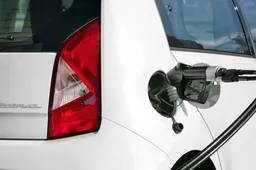 Prezzo metano a 2 euro: è il doppio rispetto a gennaio. Beffa per i proprietari